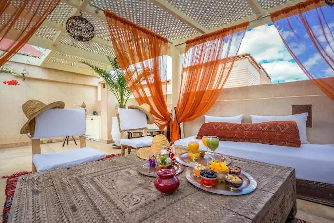 Riad Jaune Safran Entire House Marrakesh Bed and breakfast