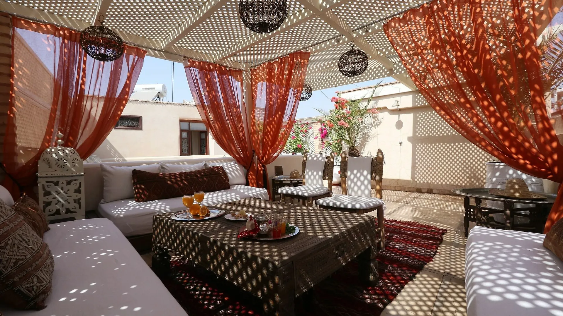Riad Jaune Safran Entire House Marrakesh 4*,  Marruecos