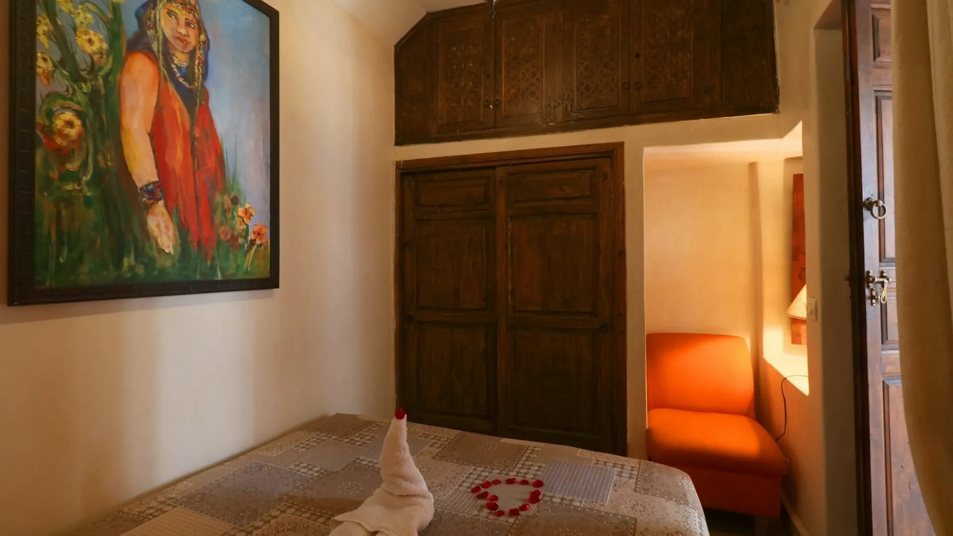 Riad Jaune Safran Entire House Marrakesh 4*,