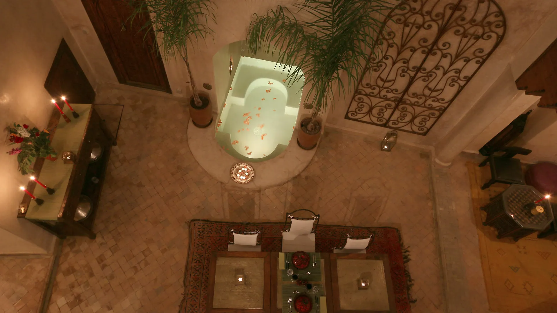 Riad Jaune Safran Entire House Marrakesh Bed and breakfast