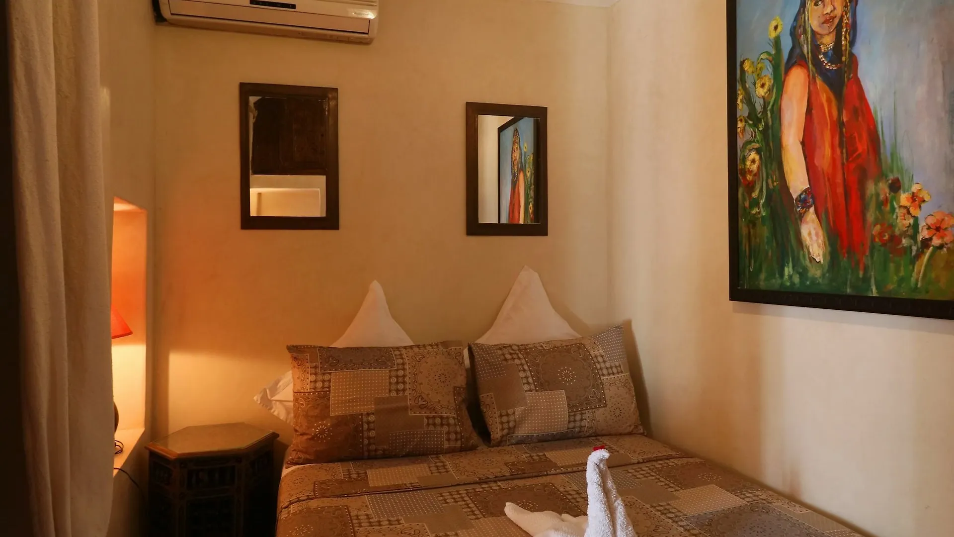 Riad Jaune Safran Entire House Marrakesh Bed and breakfast